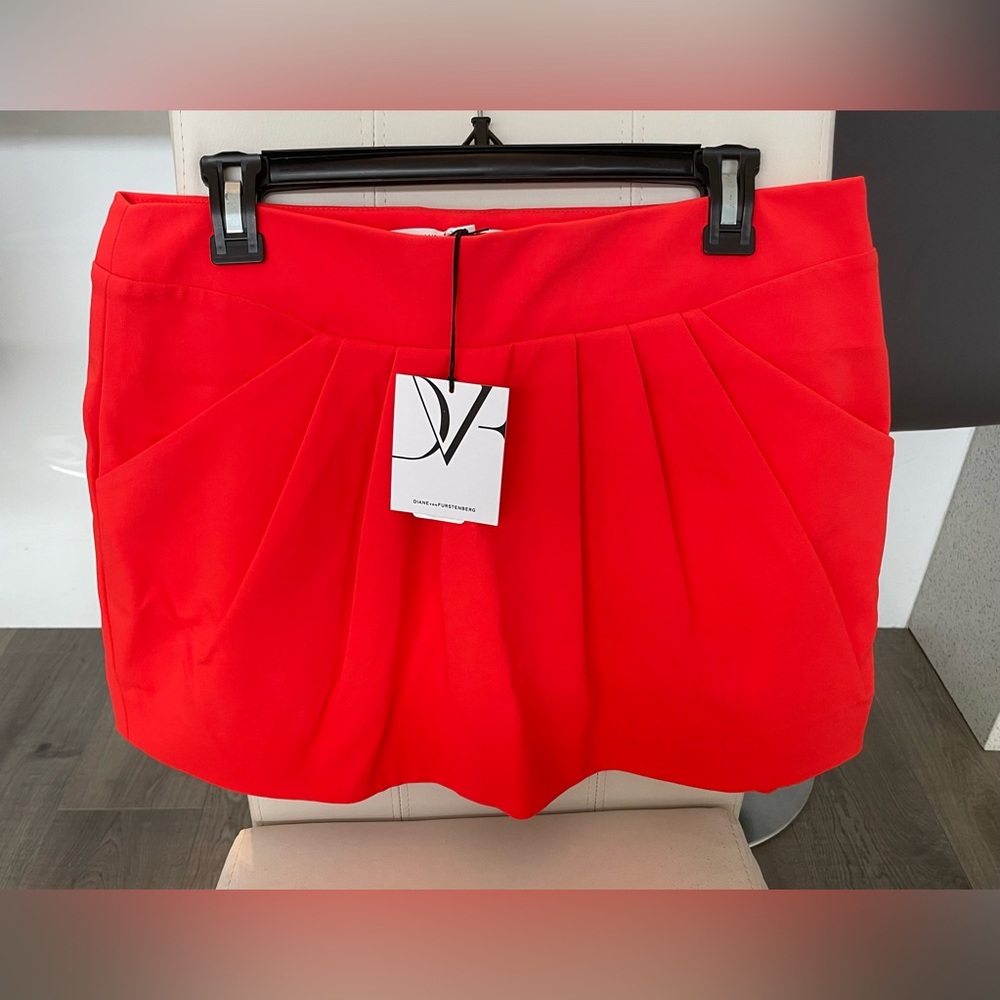 Diane Von Furstenberg Jan Jersey SportsWR  Skirt Size 10
